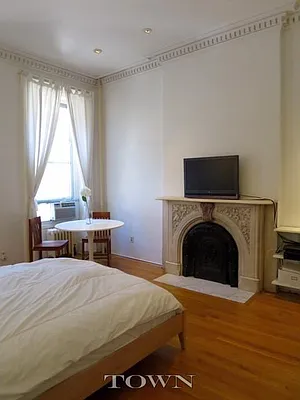 Rented by Town Residential | media 6