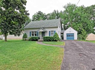 3039 E Old State Rd, Schenectady, NY 12303