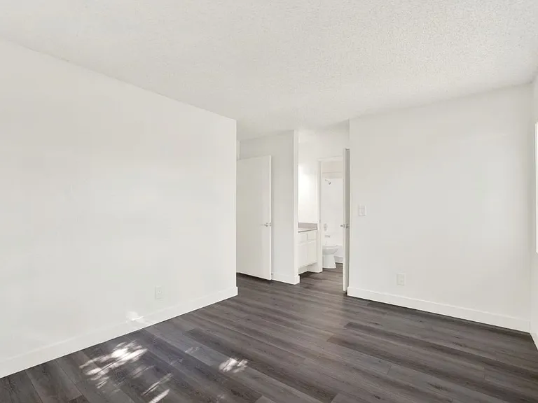 Monterra Ridge Apartments — Photo 15