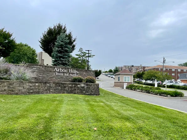 828 Main St APT F, Belleville, NJ 07109