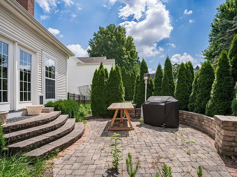7179 Fernridge Dr — Photo 30