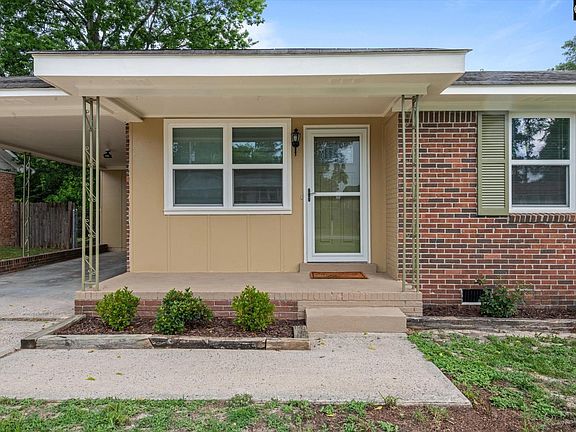 4th image of 168 Parkwood Dr