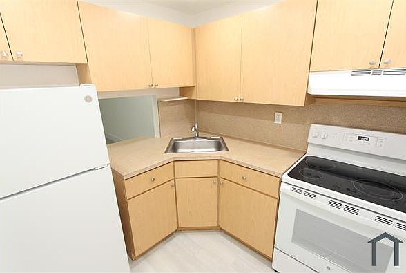 1st image of 4550 NW 9th St APT 117E