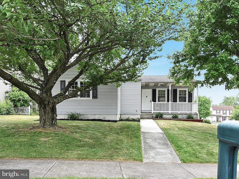 1st image of 202 Lopax Rd
