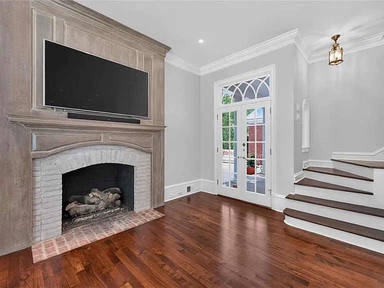 140 Valley Rd NW — Photo 28