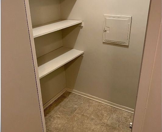 5th image of 3851 Retallack St #7