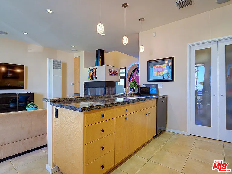 3009 Ocean Front Walk — Photo 13