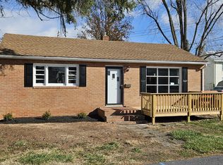 489 Brown St, Strasburg, VA