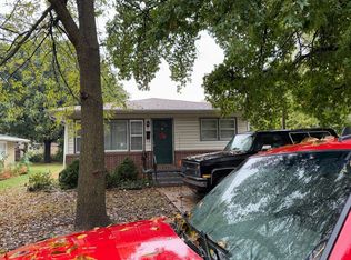 15 S Rutter Ave, Chanute, KS 66720