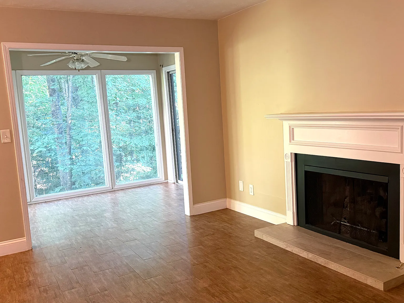 2 bed, 1150 sqft, $1,700 — Photo 3