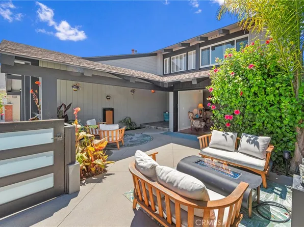 19701 Elmcrest Ln, Huntington Beach, CA 92646