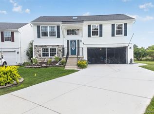 1930 W Williams Cir, Westland, MI 48186