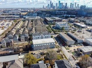 4212 Center St, Houston, TX 77007