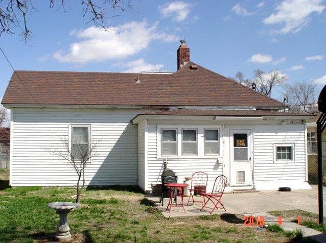 2nd image of 613 N 12th St