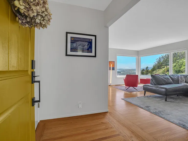 7516 Potrero Ave — Photo 3
