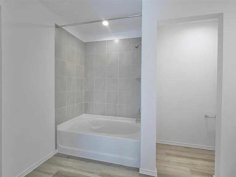 16839 Sangiovese Dr — Photo 20