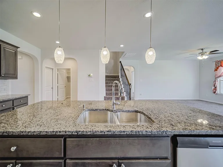 1100 Twin Brooks Ln — Photo 6