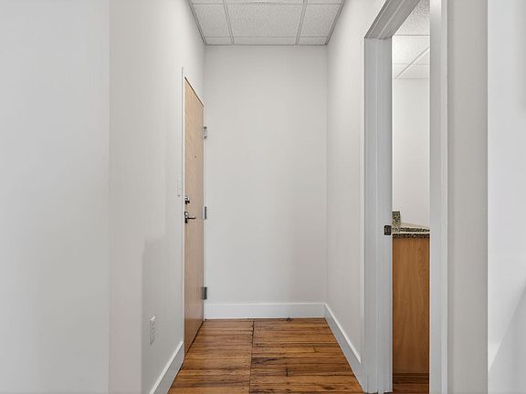 5th image of 2 Main Street #18-421