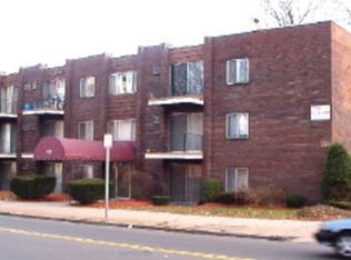 426 Pleasant St APT 21, Malden, MA 02148