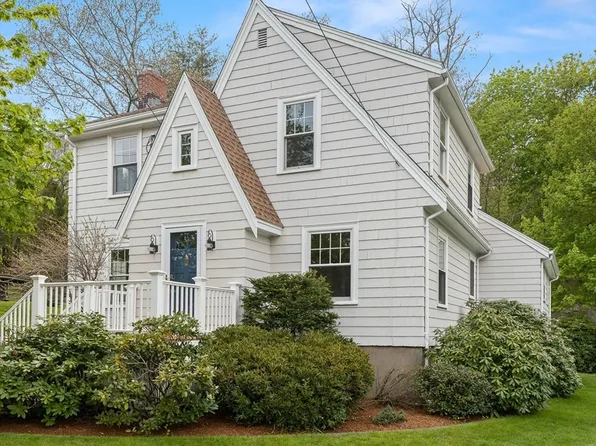 124 Essex St, Beverly, MA 01915