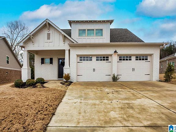 3rd image of 1348 Woodridge Pl