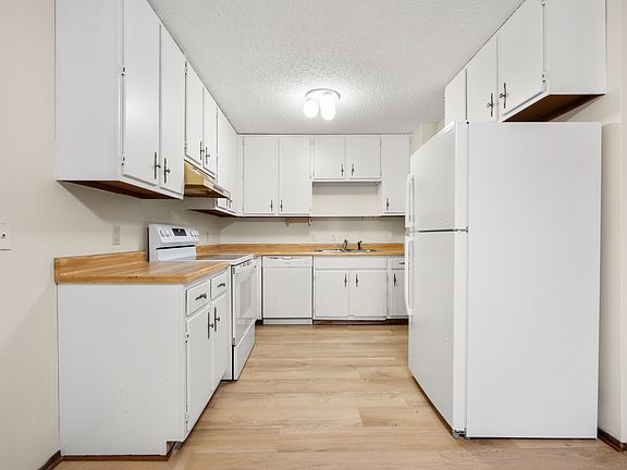 2nd image of 417 Butler Ave E #417