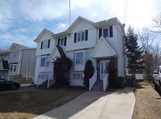 8 Fir Tree Ln, Timberlea, NS B3T1J9
