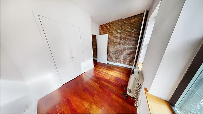 Rented by Living New York | media 12