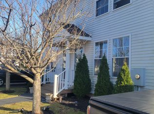 3 Finch Blvd UNIT 3, Unionville, CT 06085