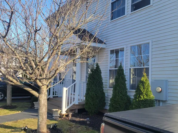 3 Finch Boulevard #3, Farmington, CT 06085