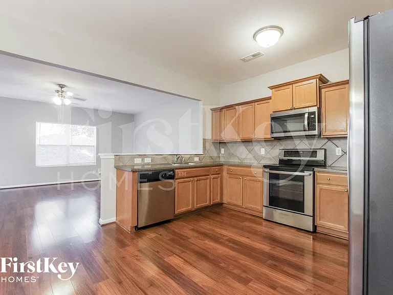 707 Rook Rd — Photo 7