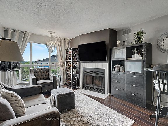 3rd image of 126 Bell Farm Rd #415