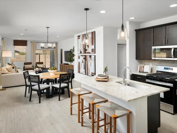 6830 W Sweetshade Ln, Tucson, AZ 85757