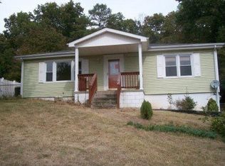 133 Pine St, Rossville, GA 30741