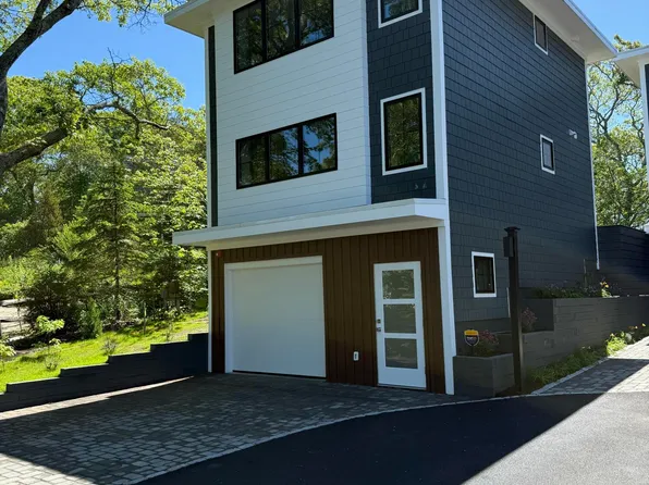 50 Nelson Avenue #10, Provincetown, MA 02657