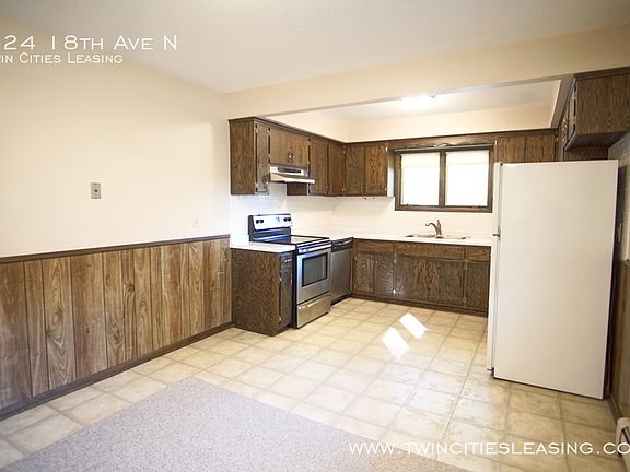 5th image of 324 18th Ave N