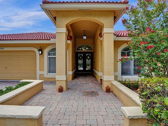 5th image of 5701 NW 47th Court