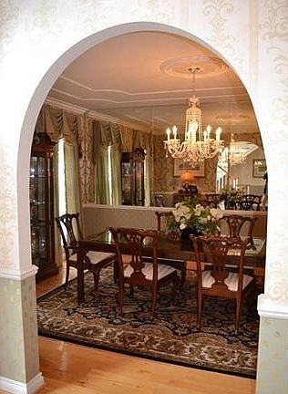 Foyer to Dining Room