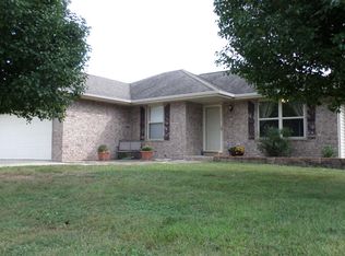 3888 W Overland St, Springfield, MO 65807