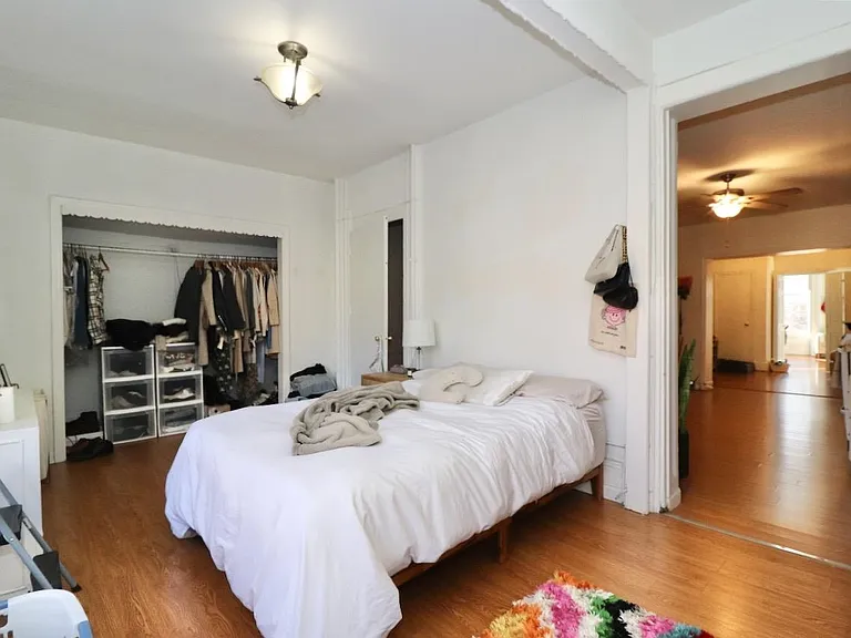 270 Montgomery St #2 — Photo 16