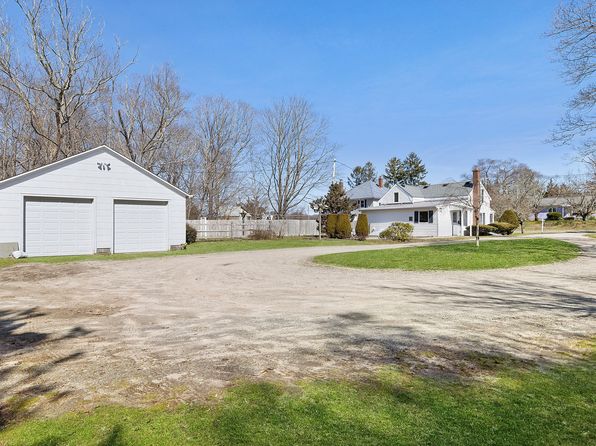875 Alvahs Ln, Cutchogue, NY 11935