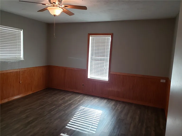106 E Janin Cir — Photo 17