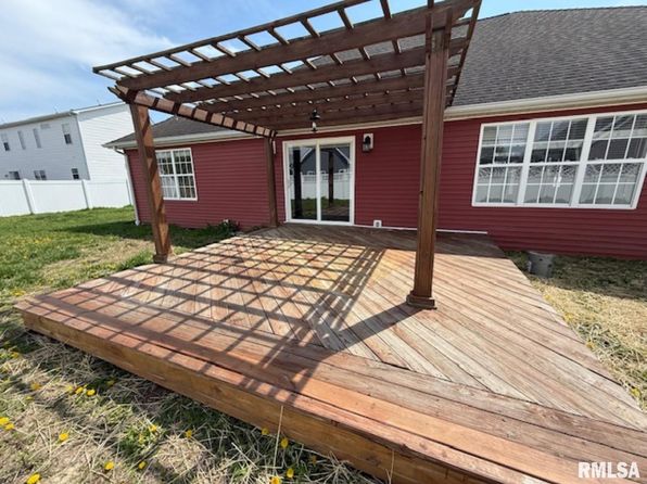 1108 Folgers St, Marion, IL 62959