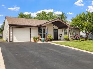10232 Hilltop Dr, Orland Park, IL 60462