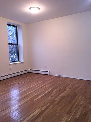 Rented by Elite NY Holdings | media 5