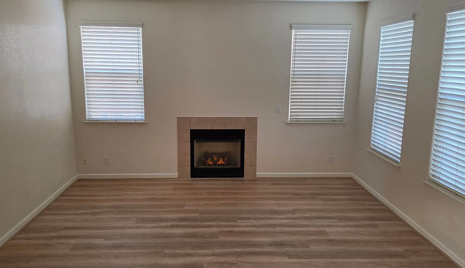 4-Bedroom Home in Seaside Highlands — Photo 2