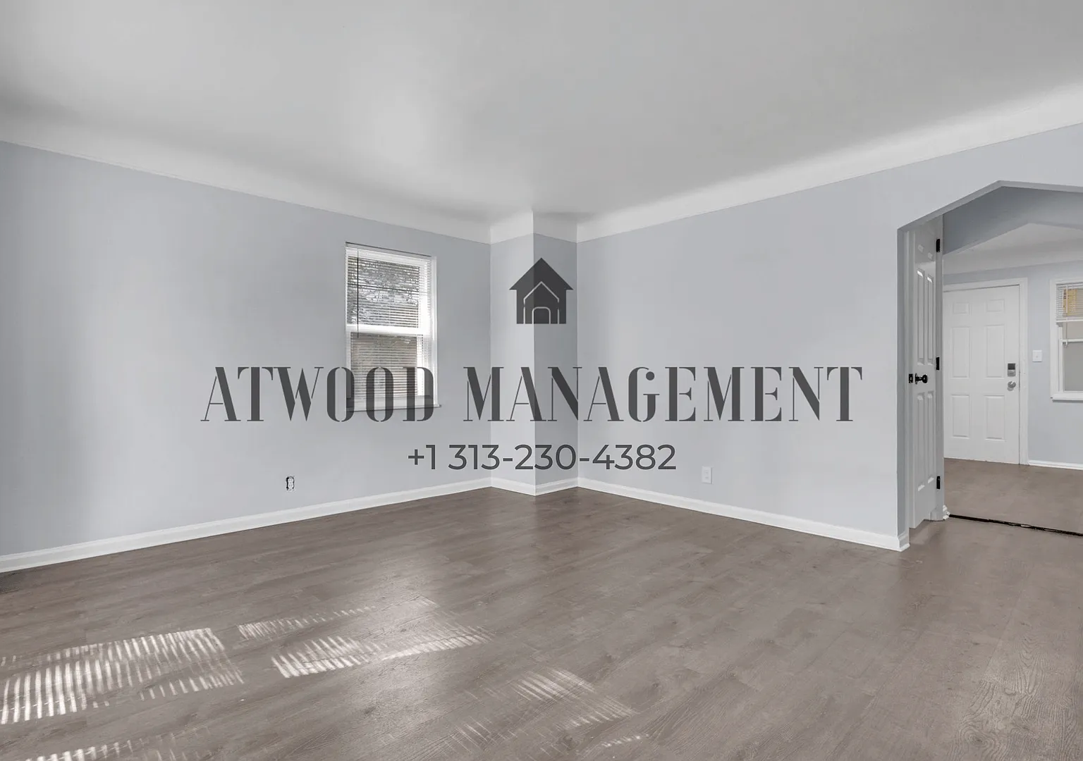 This beautifully updated 3-bedroom, 1-bath single-family home is ready for move-in! — Photo 4