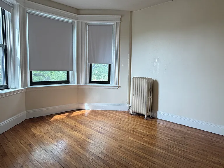 1155 Commonwealth Ave #43 — Photo 8
