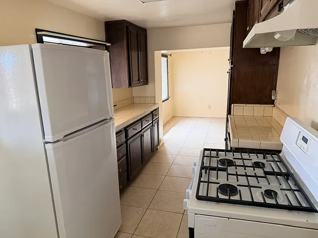 2 bed, 1400 sqft, $3,100 — Photo 4