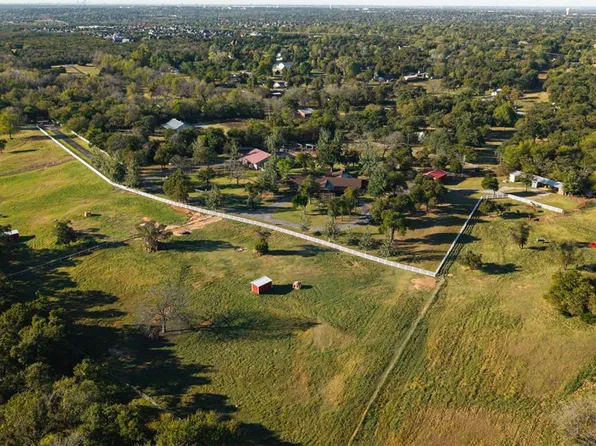 6001 Jarrell Ln, Edmond, OK 73034